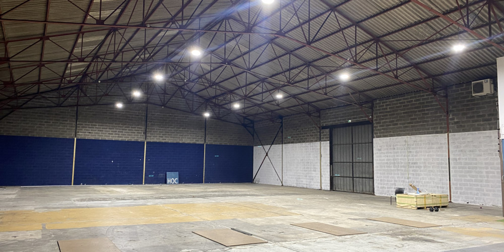 local industriel à BEGLES (33130)